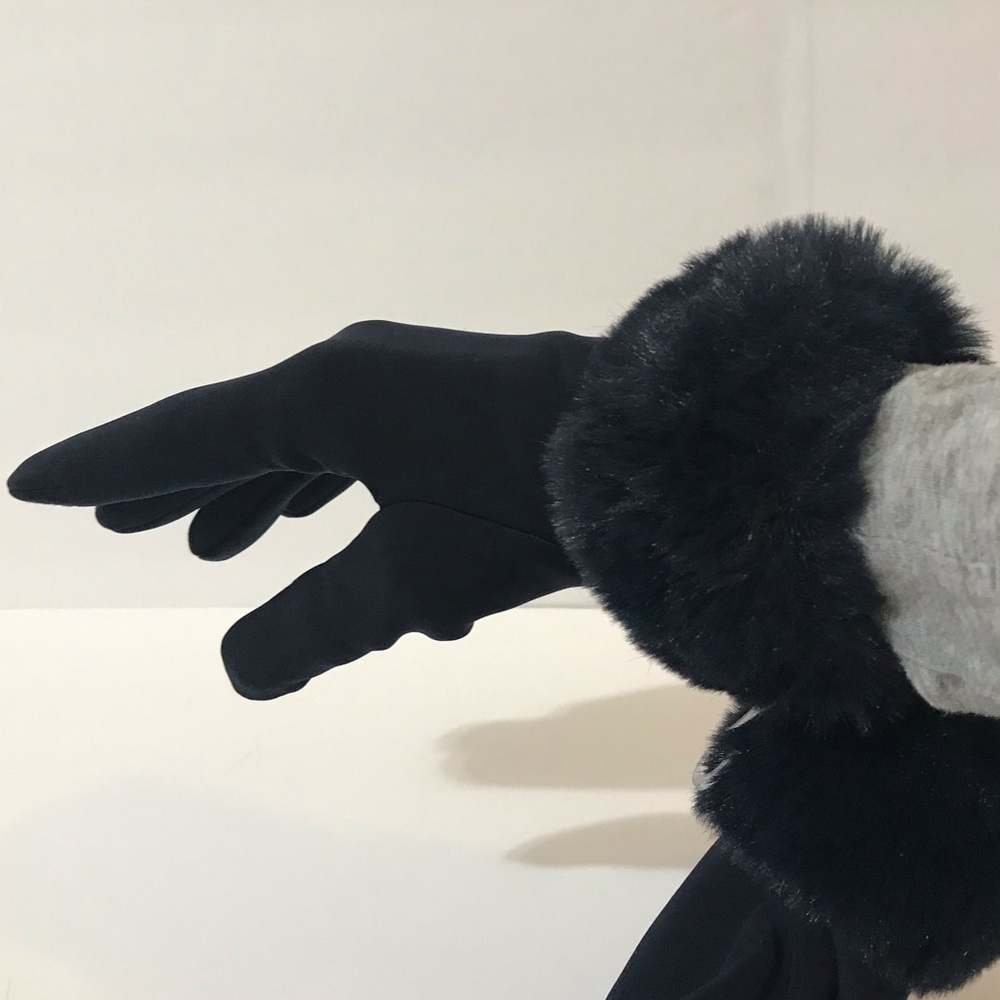 Blue color  K.I.T gloves